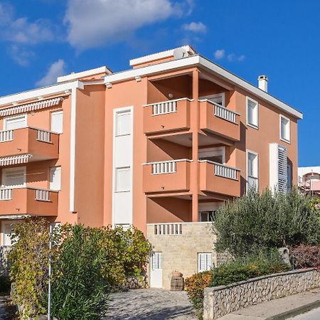 Apartments Ilija Novalja Ngoại thất bức ảnh